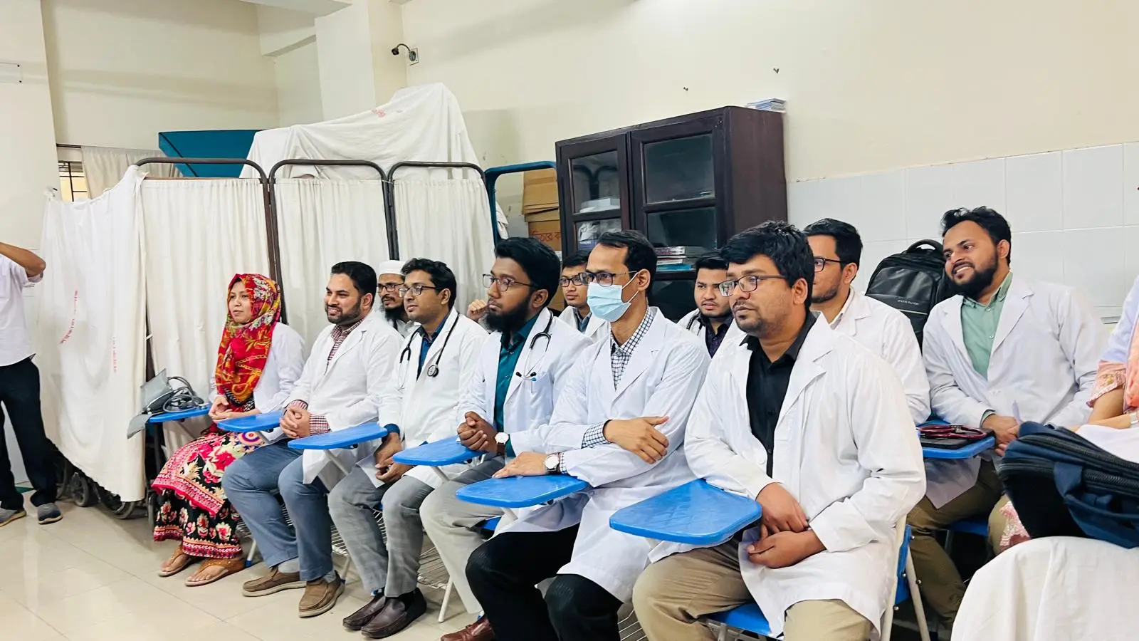 Meeting with Postgraduate Students of Gastroenterology Department of CMC and Donation of Equipment